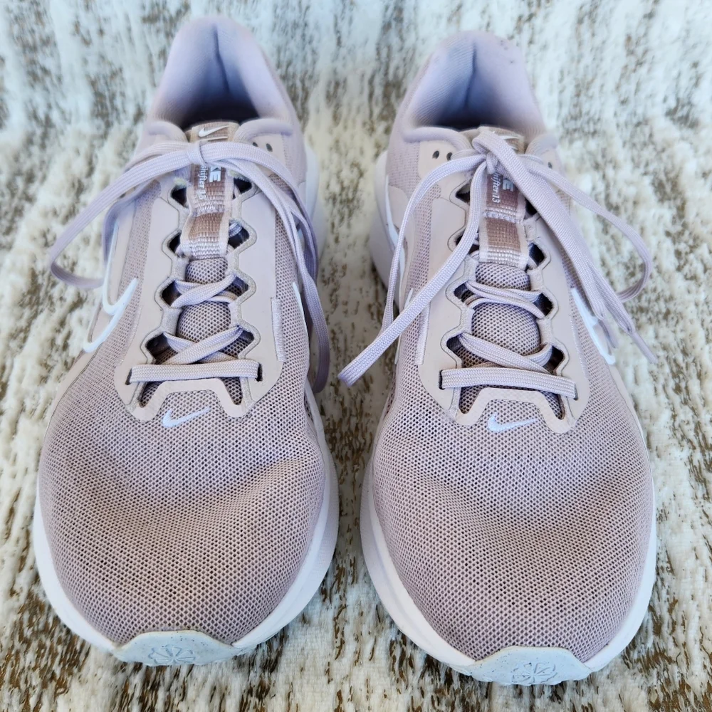 Nike "Downshifter 13" Running Shoe Athletic Sneaker Pink | Women's Size 8.5 - Picture 4 of 13